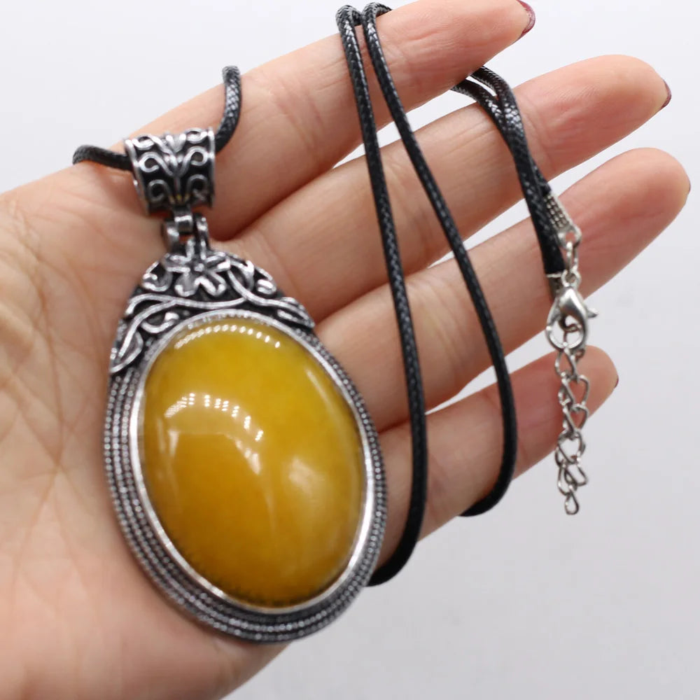 Elevate Your Style with Our Stunning Oval Crystal Opal Necklace - Perfect for Fashion Lovers &amp; Reiki Healing! 💎✨ 